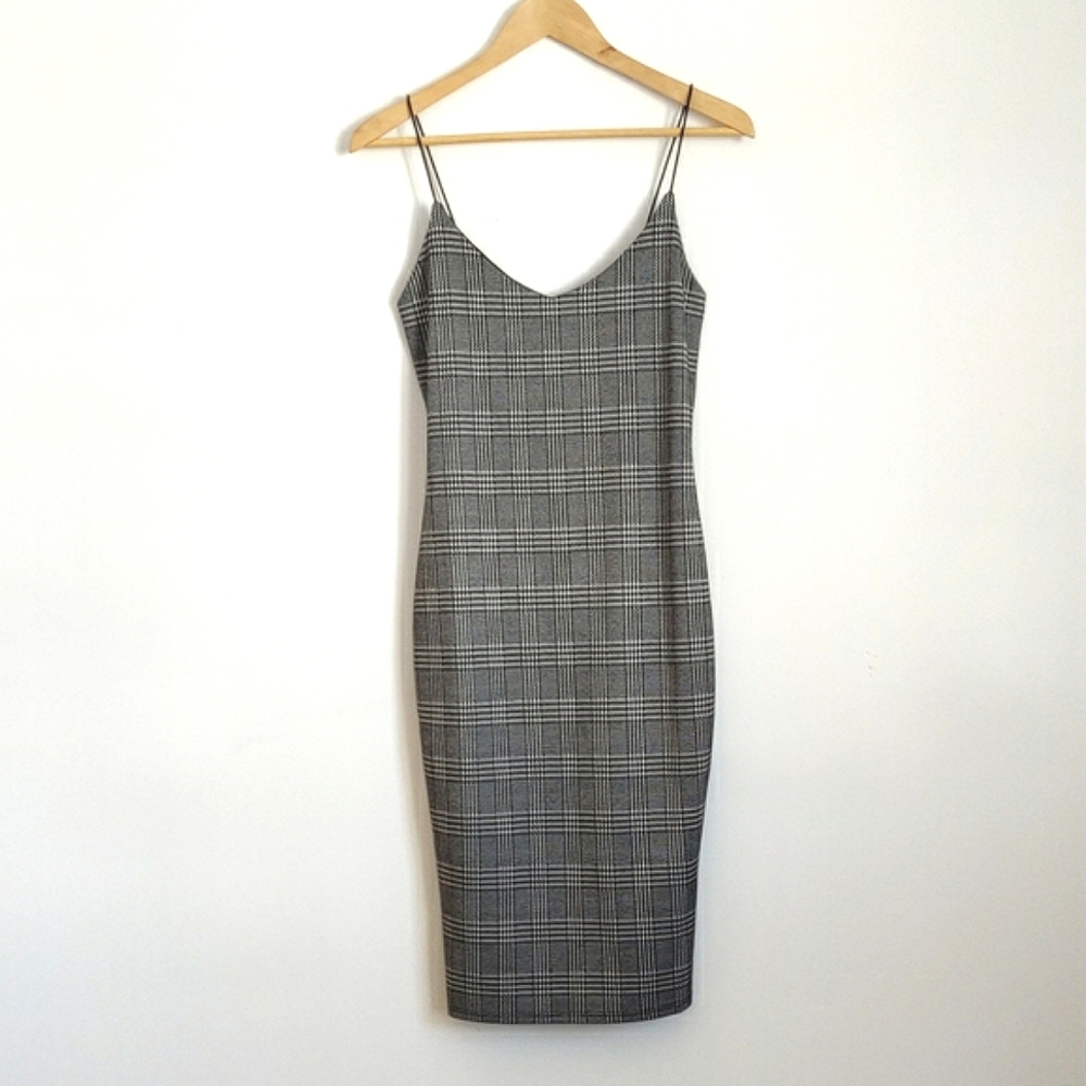 🆕 BODYCON DRESS - Picture 1 of 5